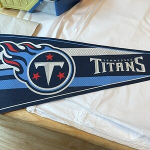 NFL Titans Pennant 2012 new w tags , NFL certified